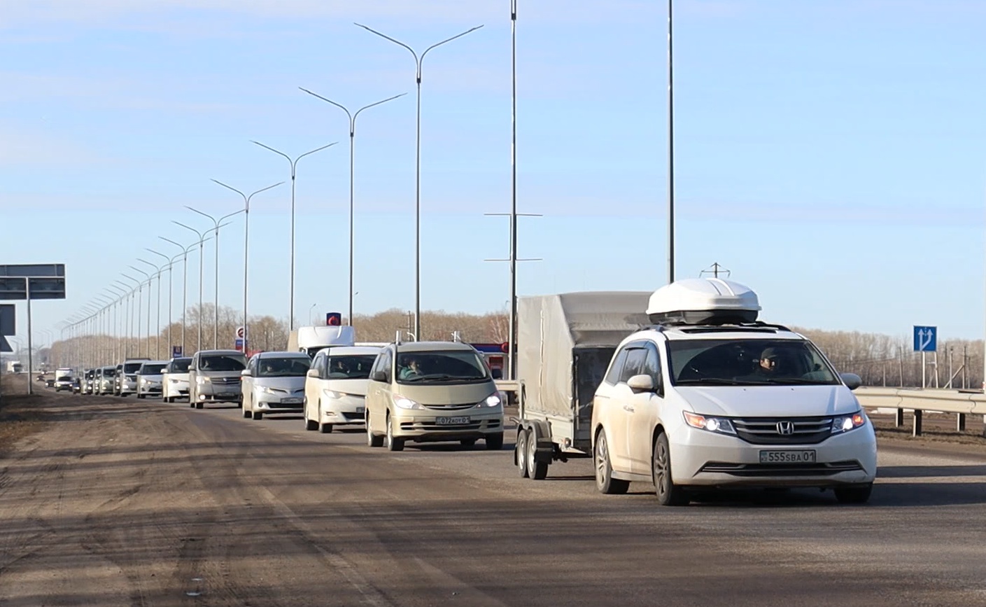 Гуманитарная помощь, стараниями простых таксистов, прибыла из Астаны в  Петропавловск - SocialMedia